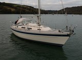 Starboard Bow of Hallberg Rassy 31